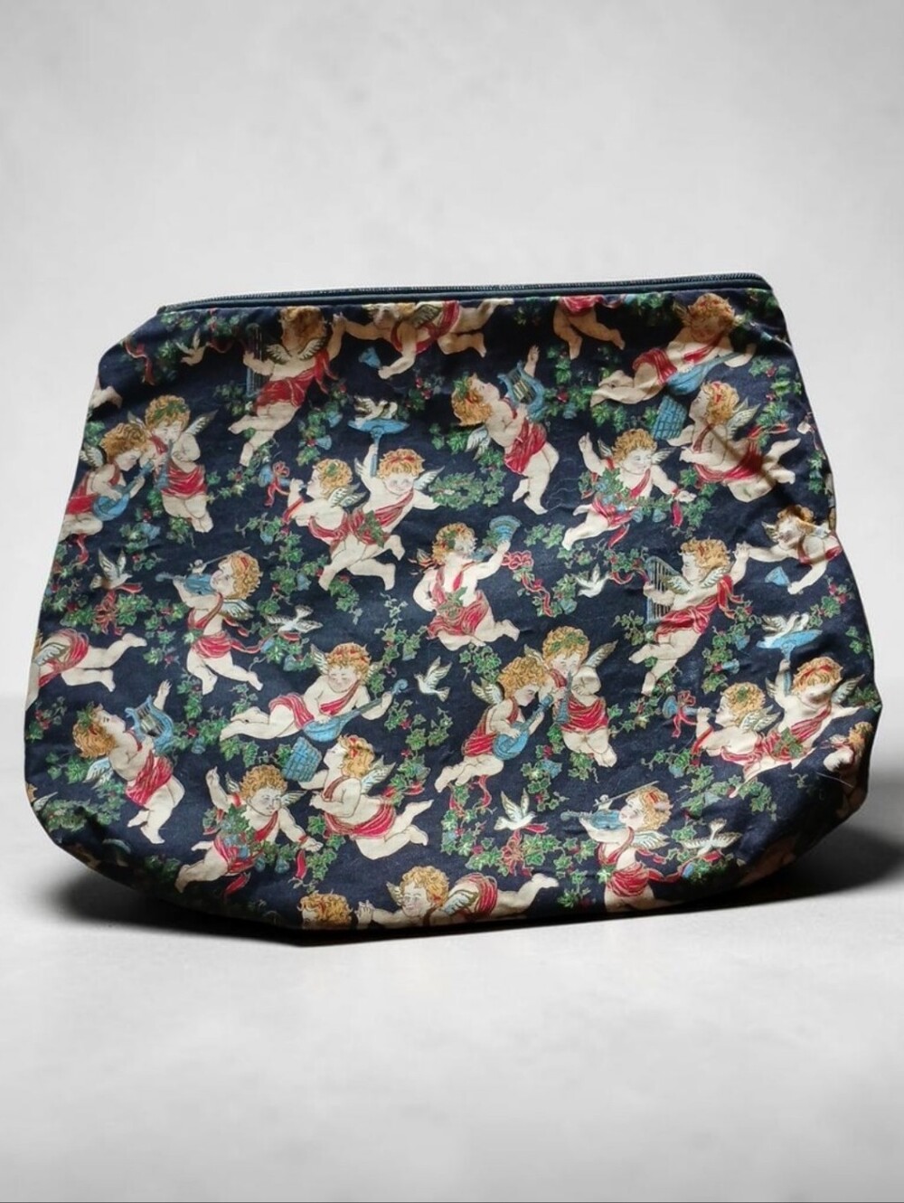 Vintage Zip-Up Bag | Travel | Make-Up Pouch